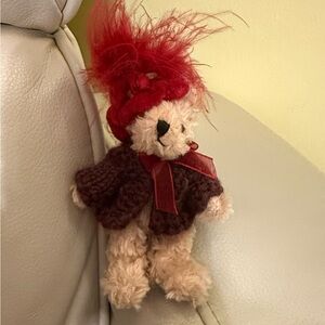 Lady Scarlett from the Bearington Collection